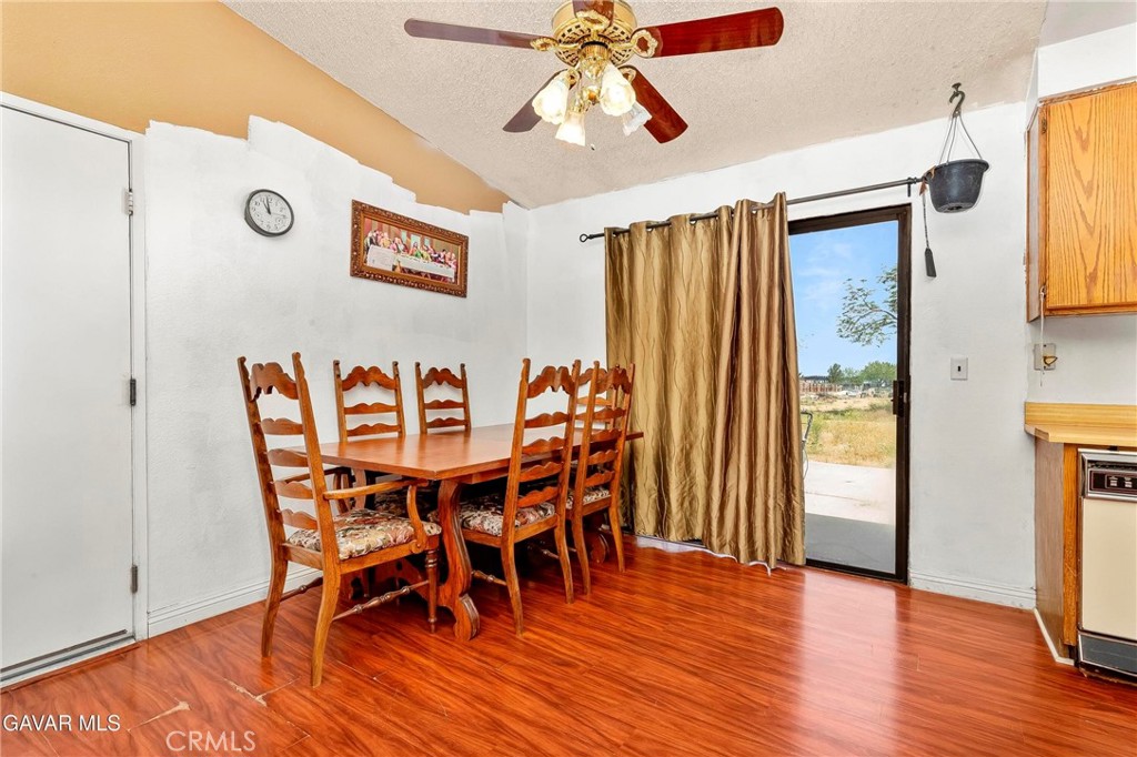 10731 E Avenue R2 Property Photo 8