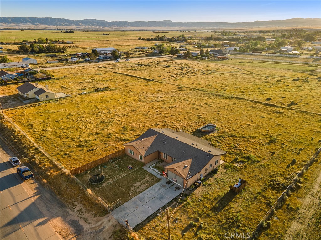 47867 80th W Property Photo 1