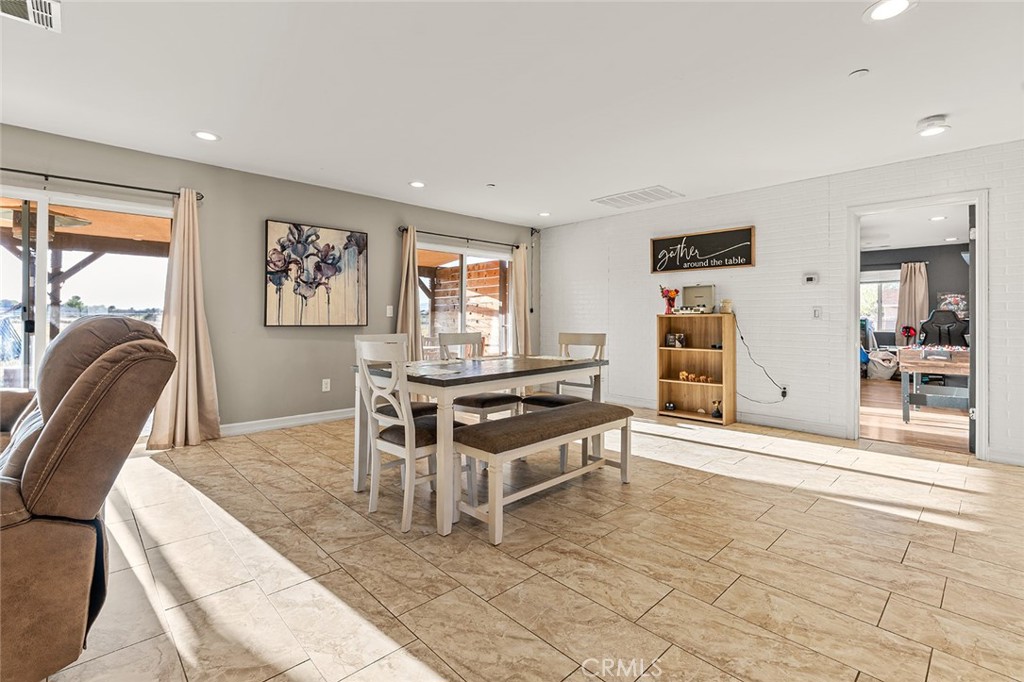 47867 80th W Property Photo 11