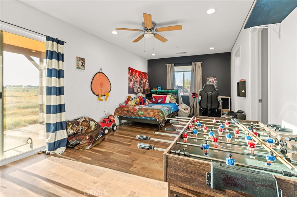 47867 80th W Property Photo 23