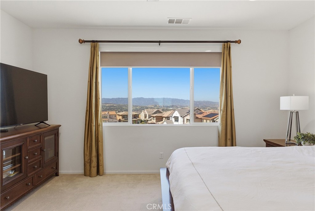 18106 Meridian Property Photo 33