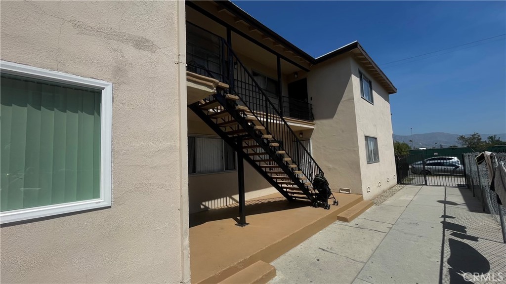 7245 Bakman Property Photo 4
