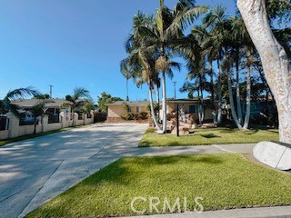 431 E Rosslynn Property Photo 19