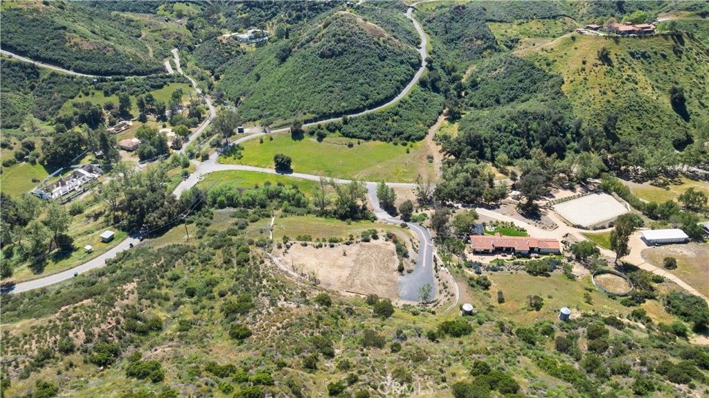 32067 Lobo Canyon Road Property Photo 2