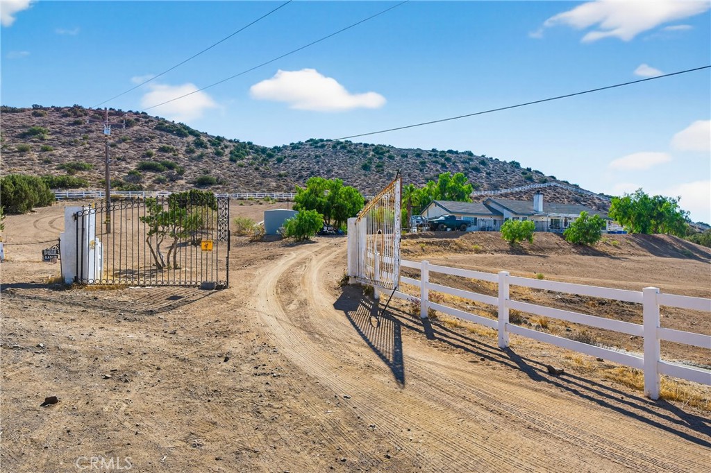 34215 Simla Property Photo 3