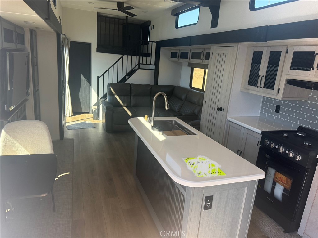34215 Simla Property Photo 38