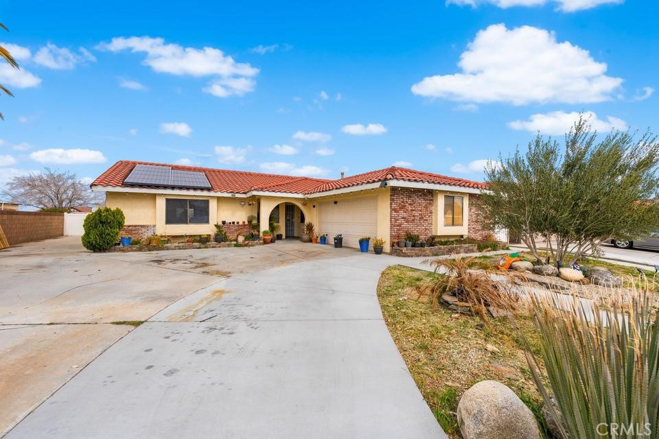1827 Louise Property Photo 1