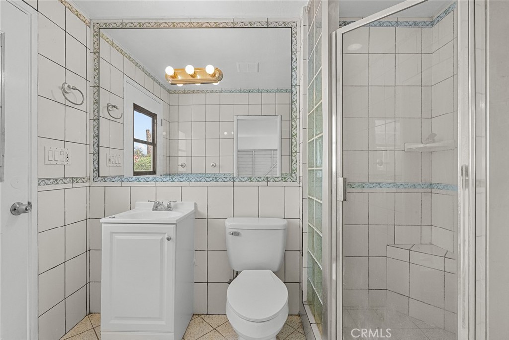 11337 Hayvenhurst Property Photo 47