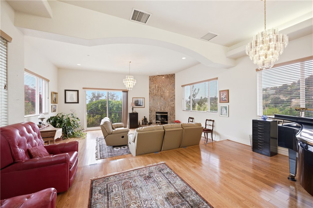 150 Summit Drive Property Photo 4