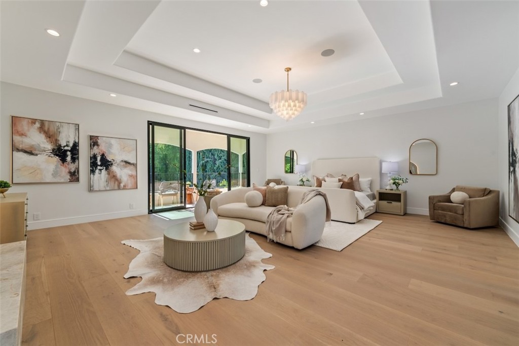 4645 Westchester Property Photo 17