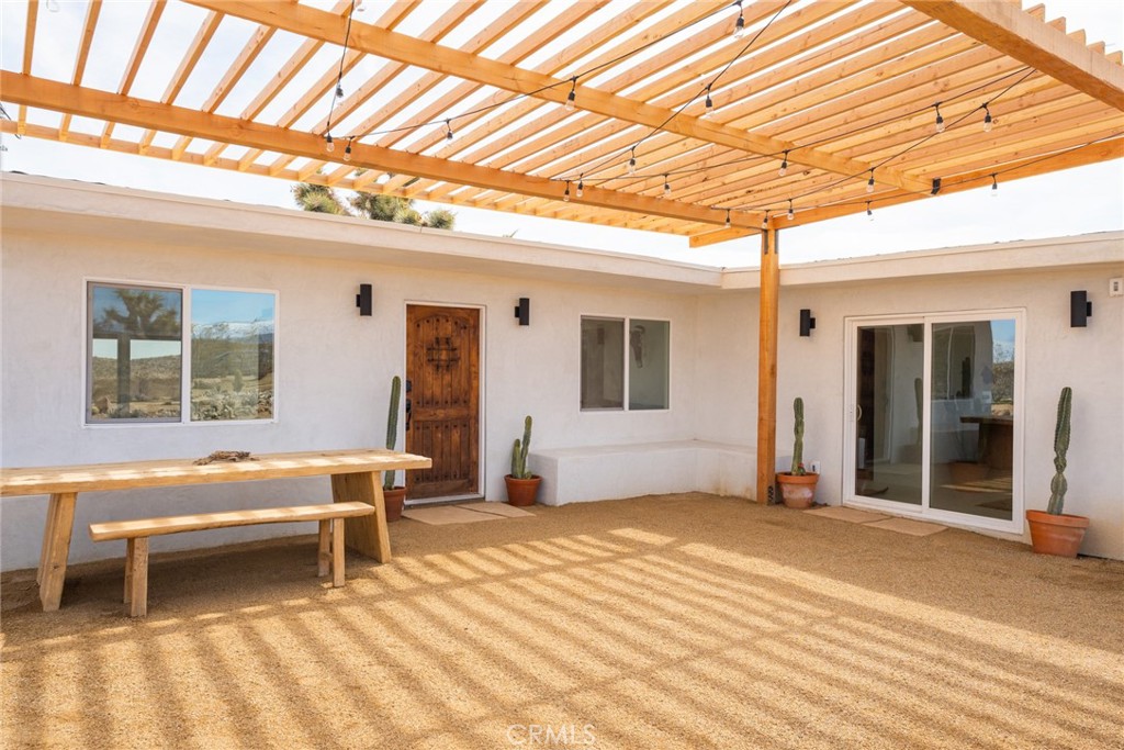 1571 Covelo Avenue Property Photo 33
