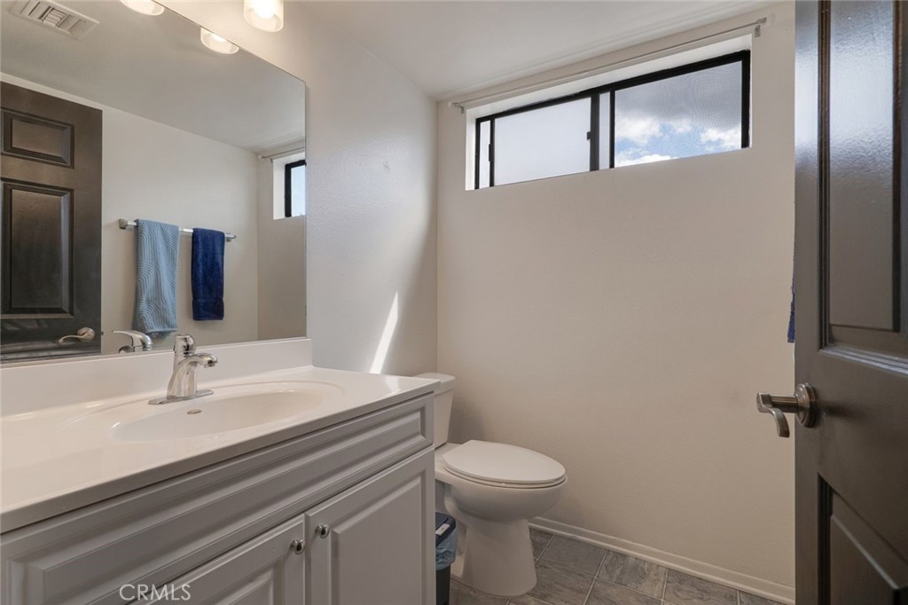 10231 Independence C17 Property Photo 18
