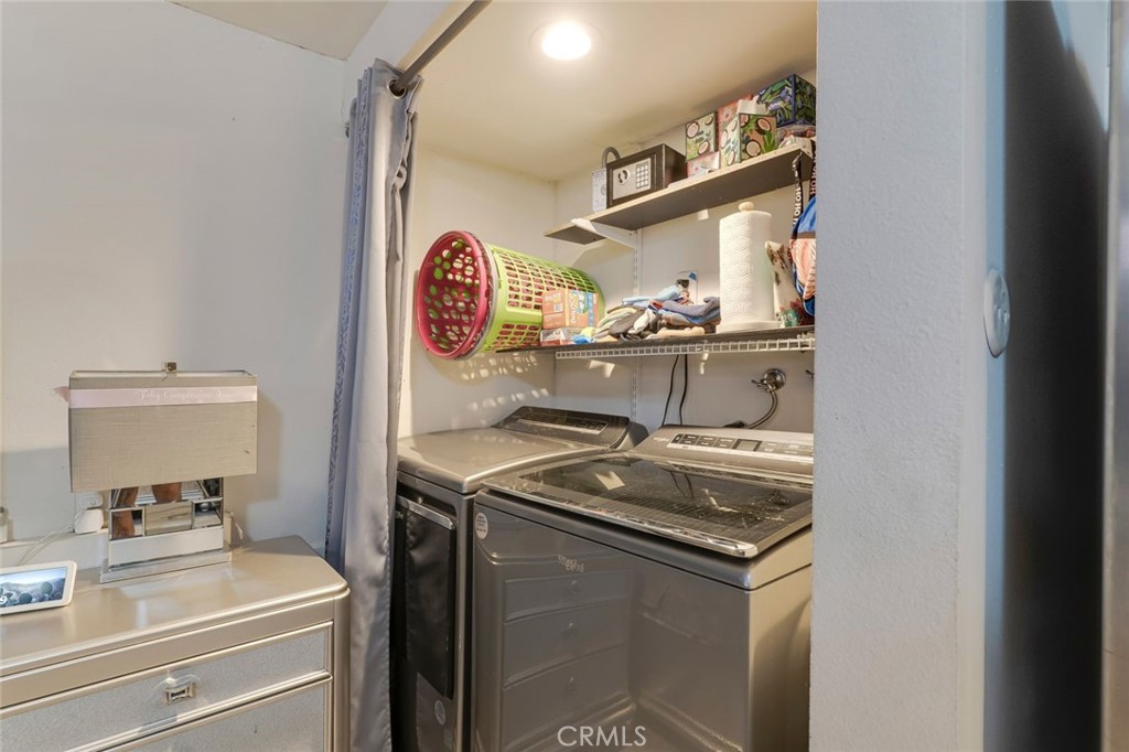 10231 Independence C17 Property Photo 26