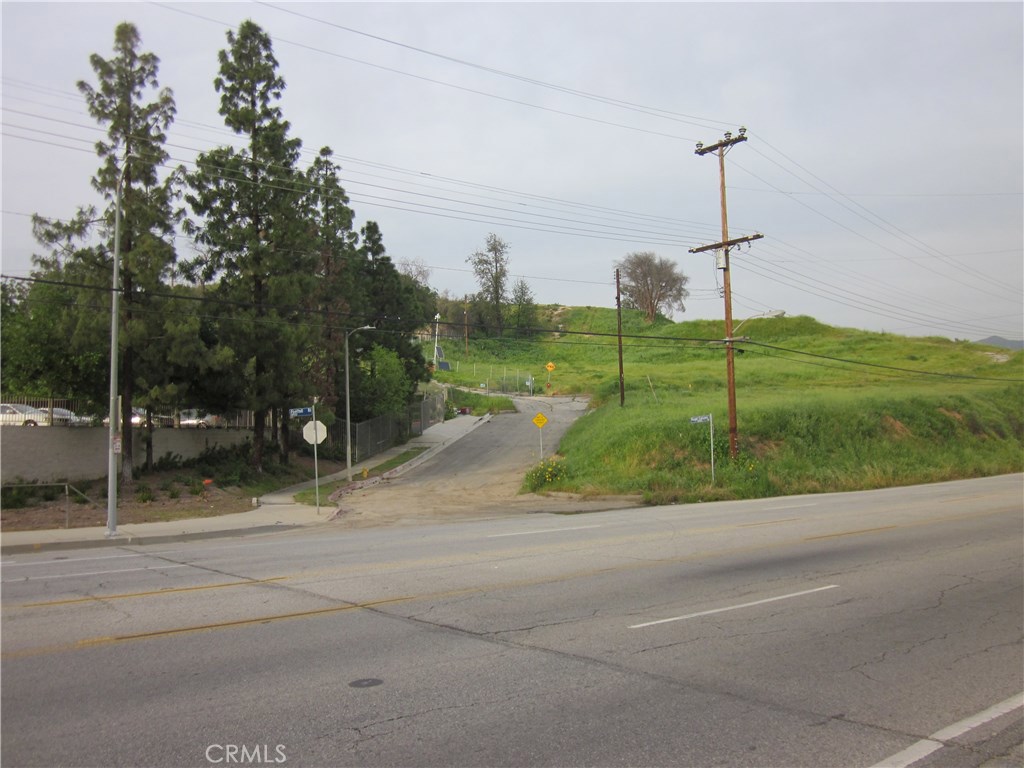 11819 Kagel Canyon Property Photo 1