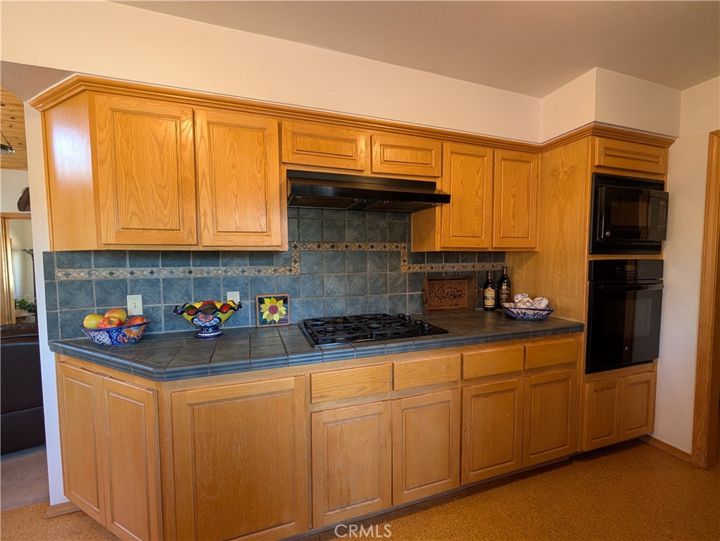 1575 Petersen Lane Property Photo 13