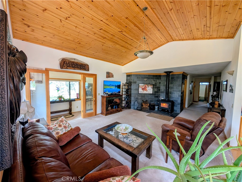 1575 Petersen Lane Property Photo 17