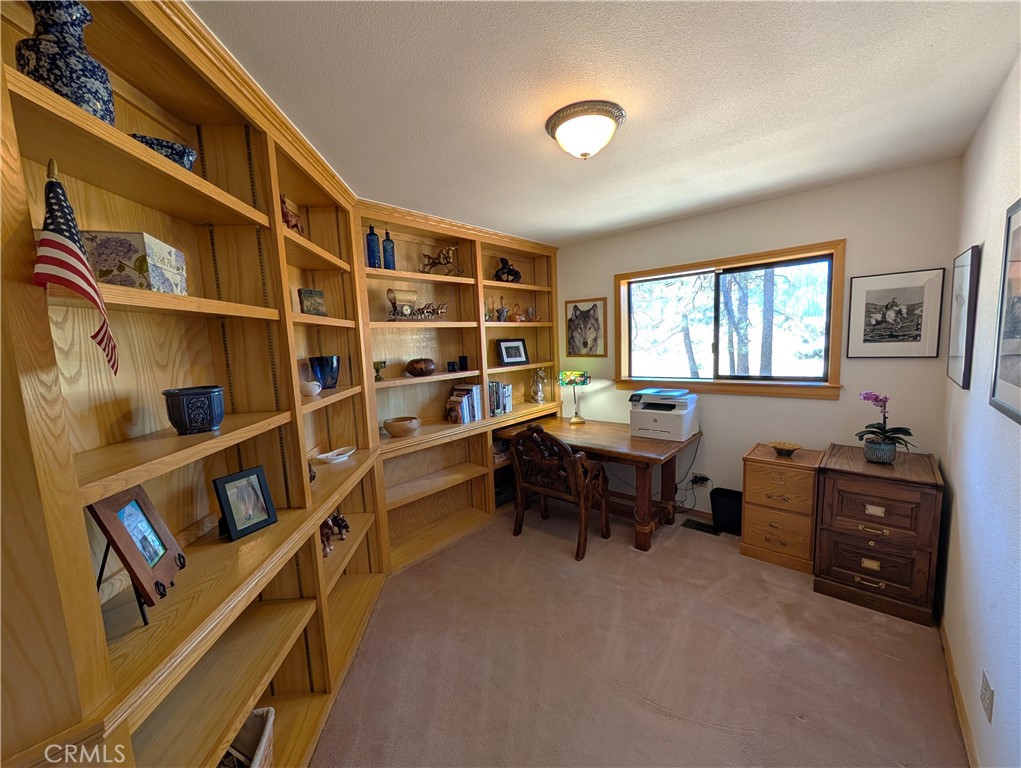 1575 Petersen Lane Property Photo 23