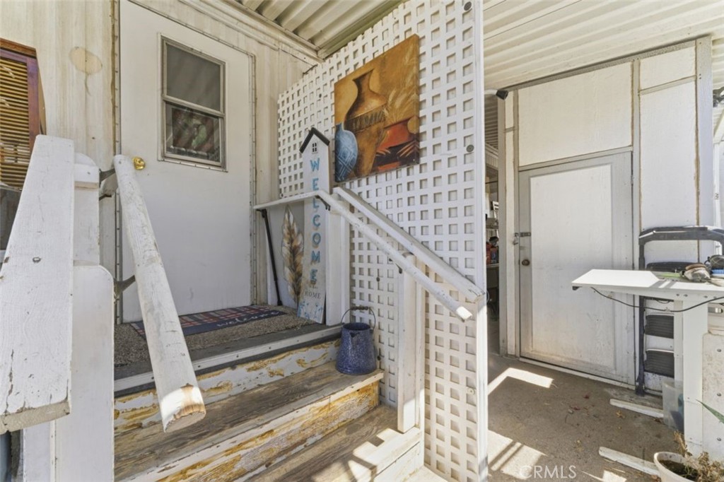 21001 Plummer 75 Property Photo 3