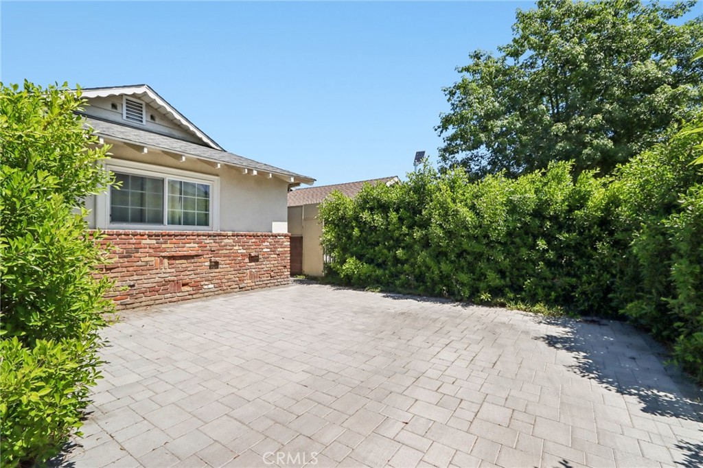 14657 Novice Street Property Photo 3
