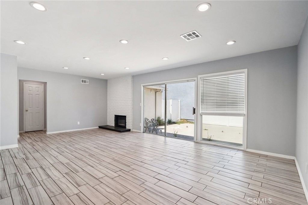 14657 Novice Street Property Photo 5