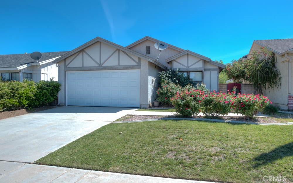 2718 E Avenue S Property Photo 1