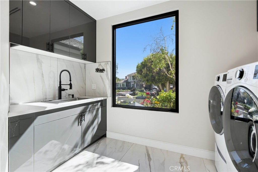 5428 Villawood Cir Property Photo 22