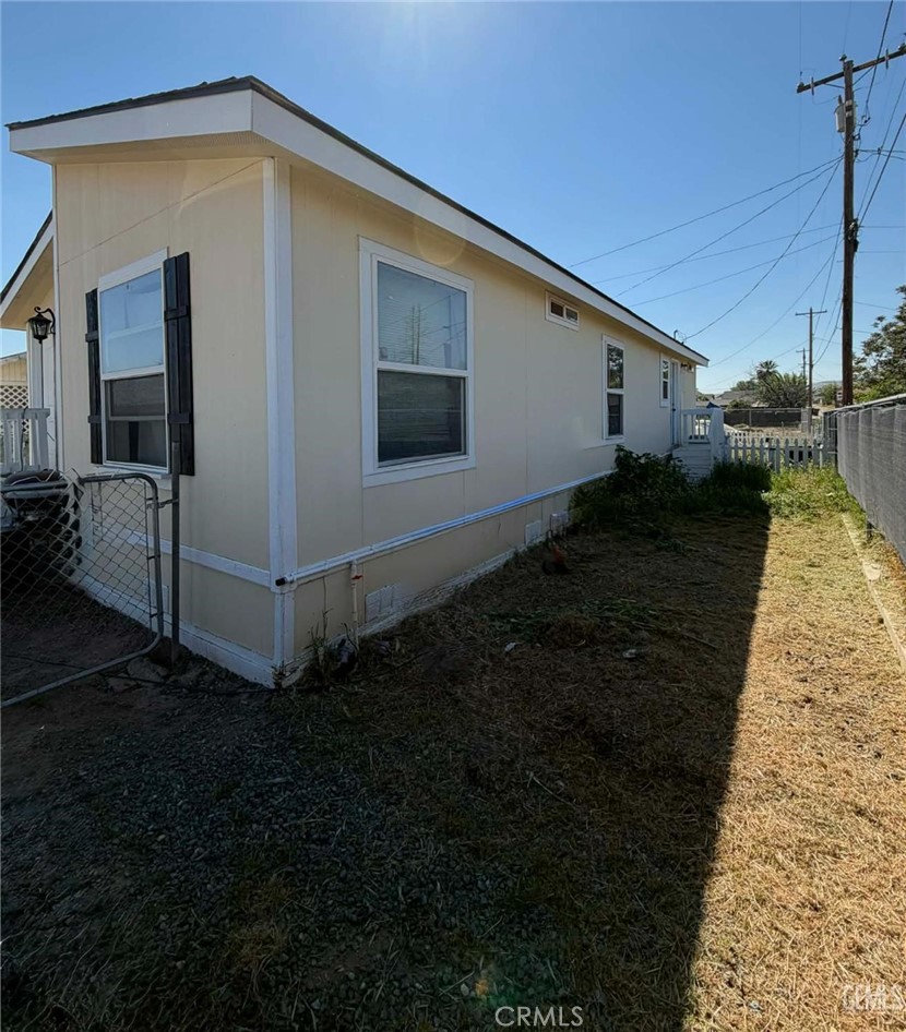 473 Cedar Property Photo 4