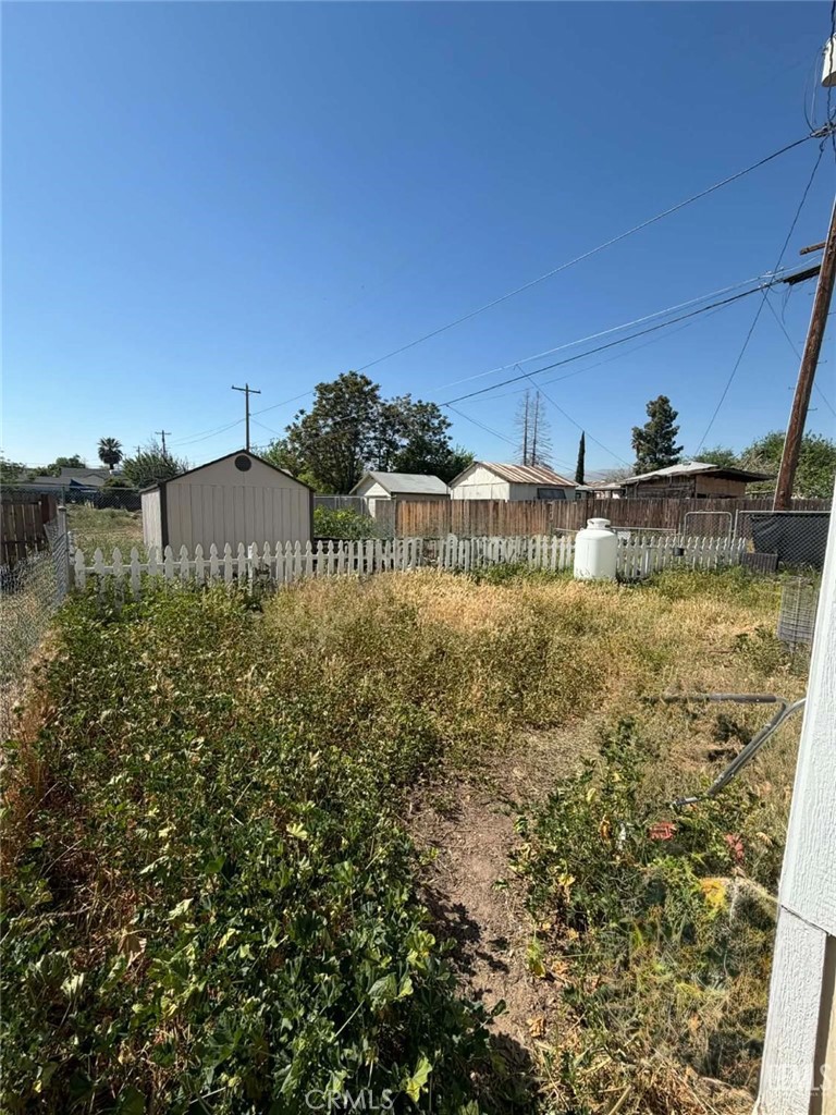 473 Cedar Property Photo 5