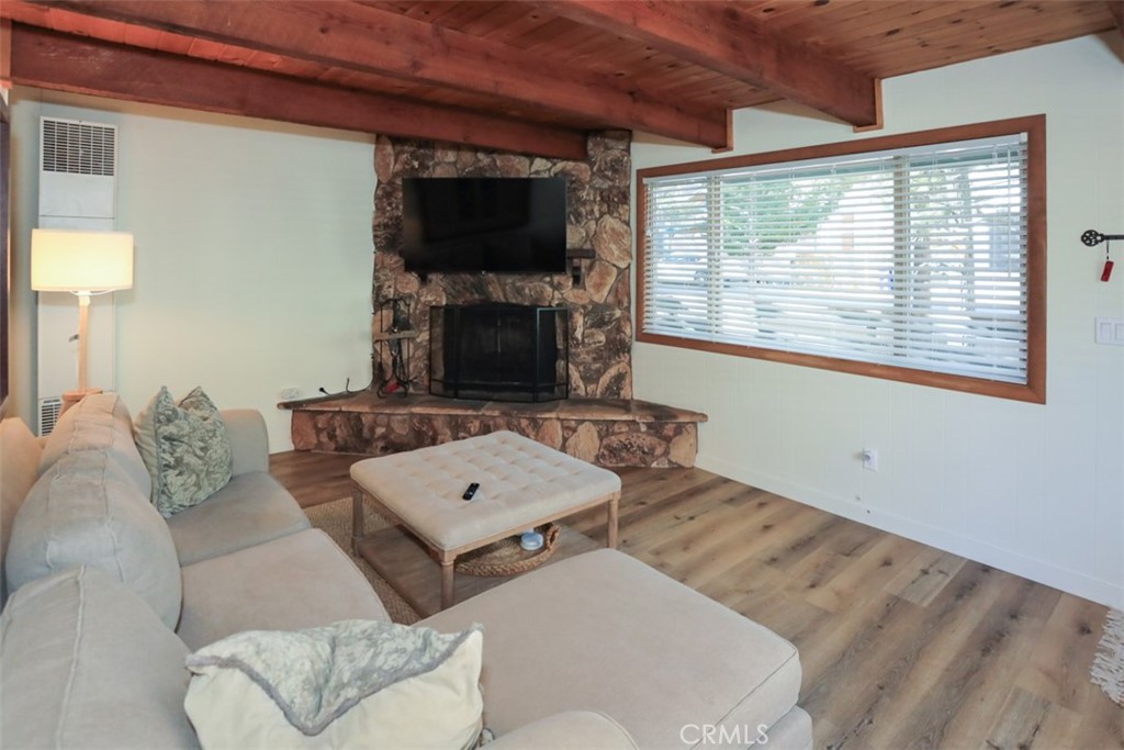 537 Vista Avenue Property Photo 10