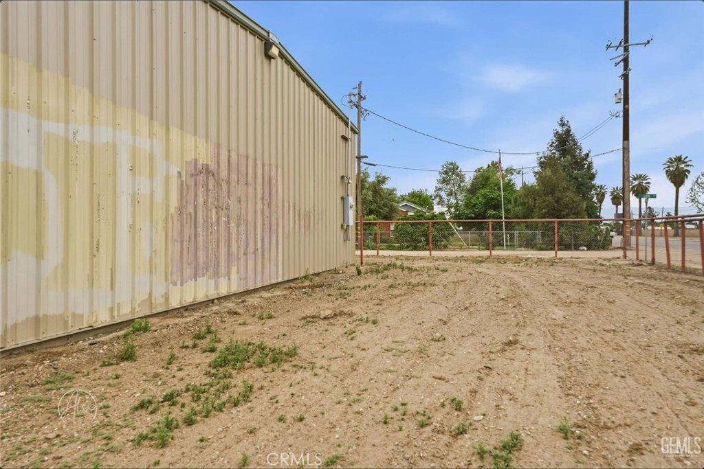 253 E Mckee Property Photo 32