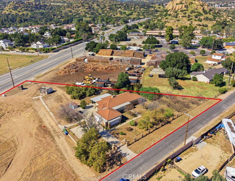 10721 Andora Property Photo 2