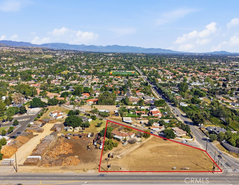 10721 Andora Property Photo 5