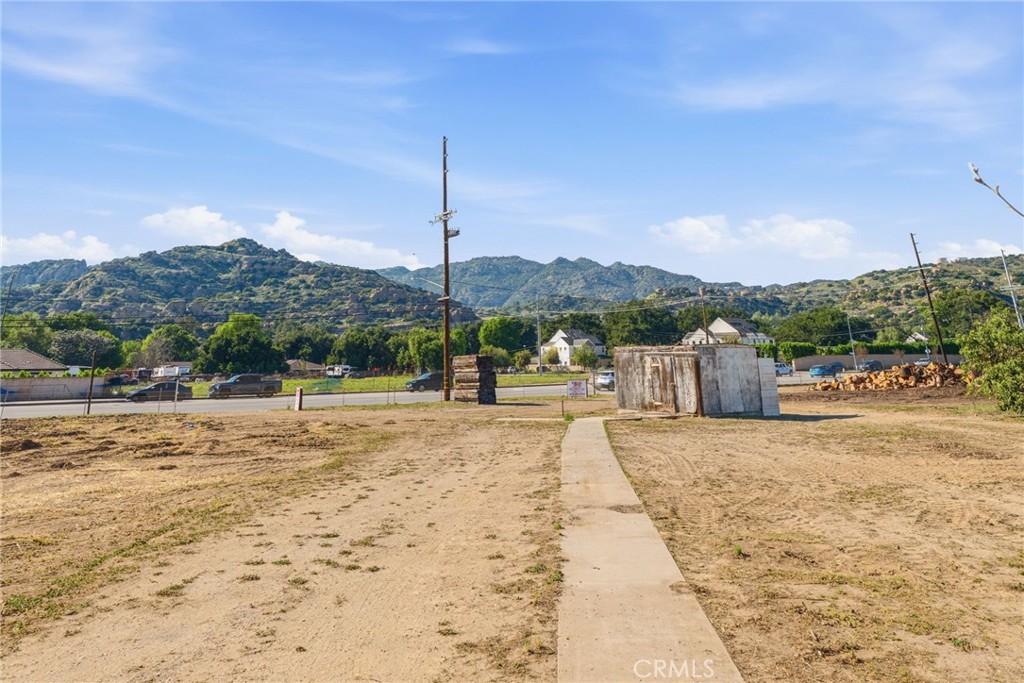 10721 Andora Property Photo 10