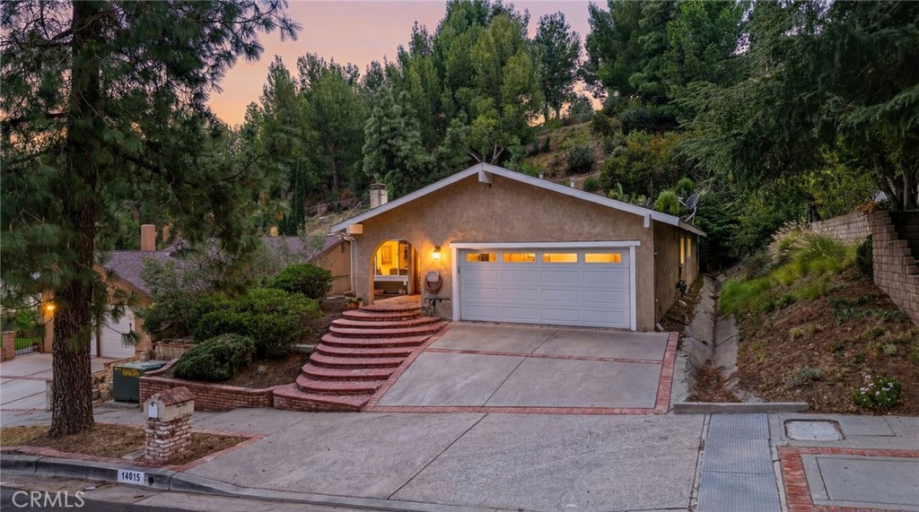 14015 Candlewood Property Photo 1