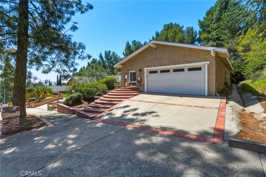 14015 Candlewood Property Photo 3