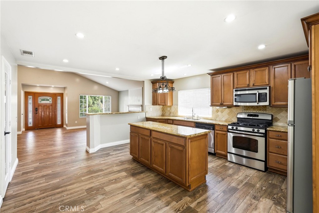14015 Candlewood Property Photo 18