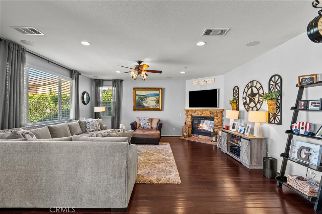 24557 Rosette Property Photo 10