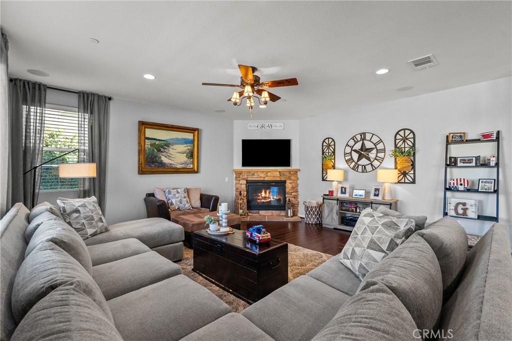 24557 Rosette Property Photo 12