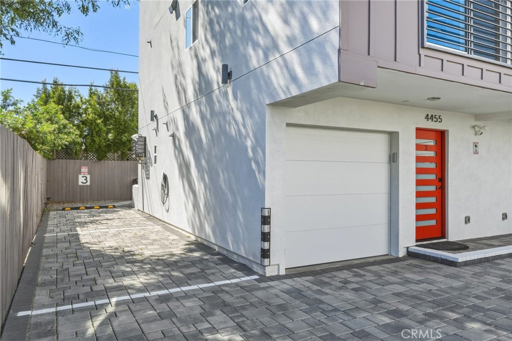 4455 Colfax Avenue Property Photo 23