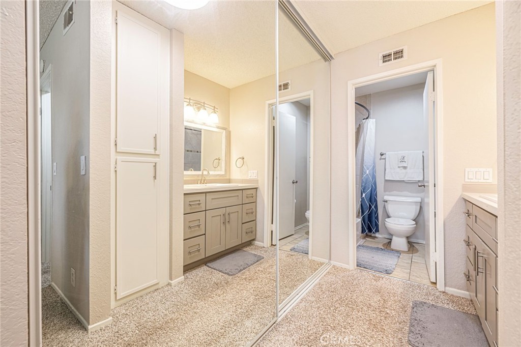 2554 Olive 82 Property Photo 16