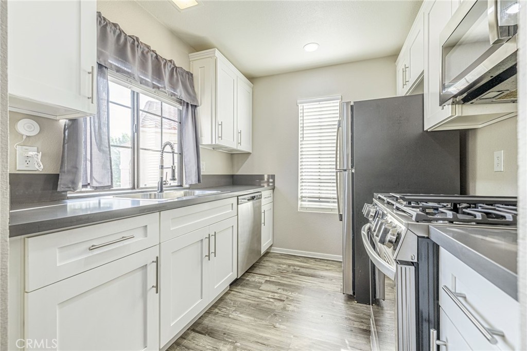 2554 Olive 82 Property Photo 17