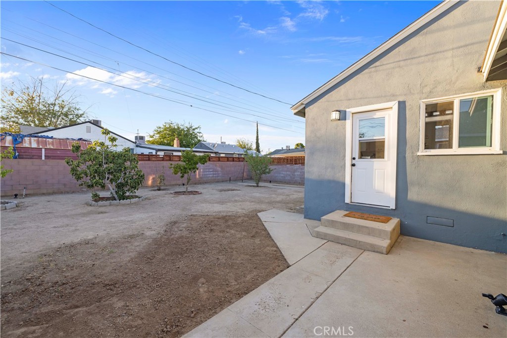38609 Ladelle Avenue Property Photo 38