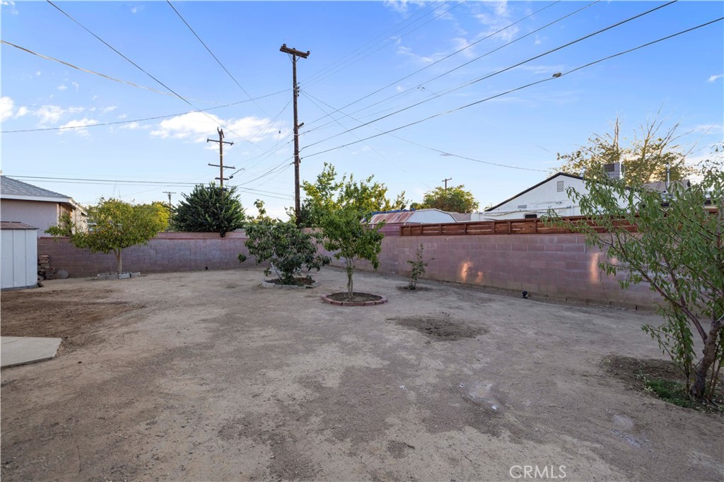 38609 Ladelle Avenue Property Photo 41