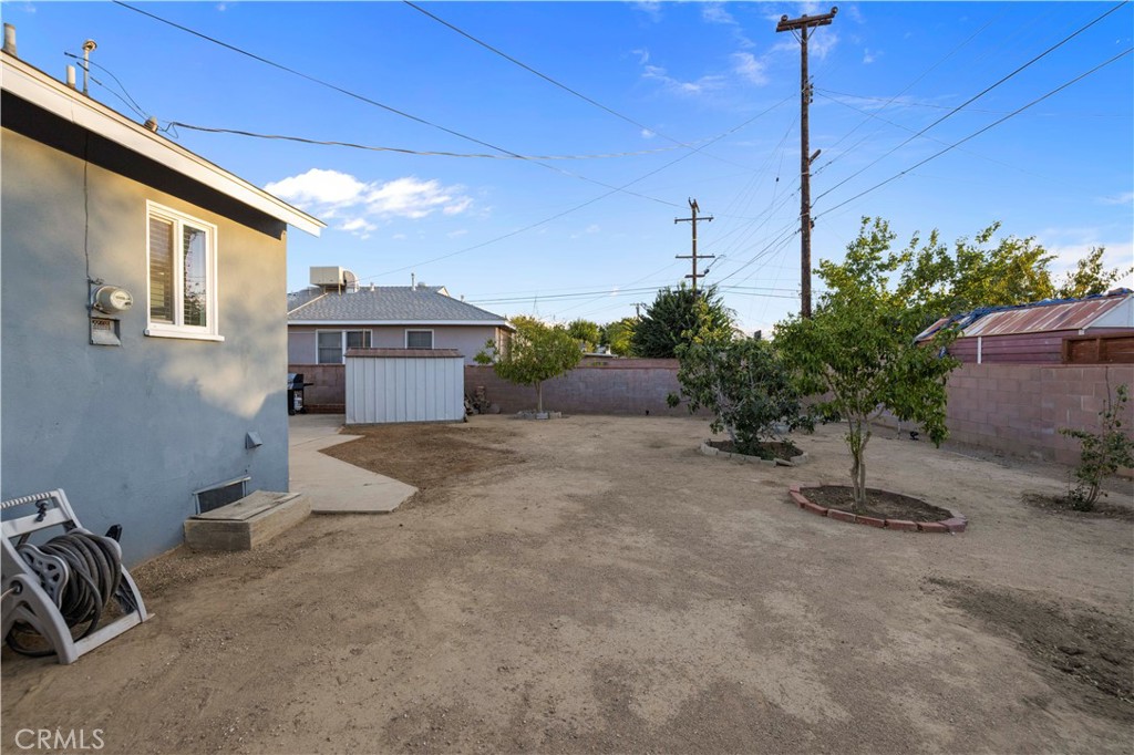 38609 Ladelle Avenue Property Photo 42