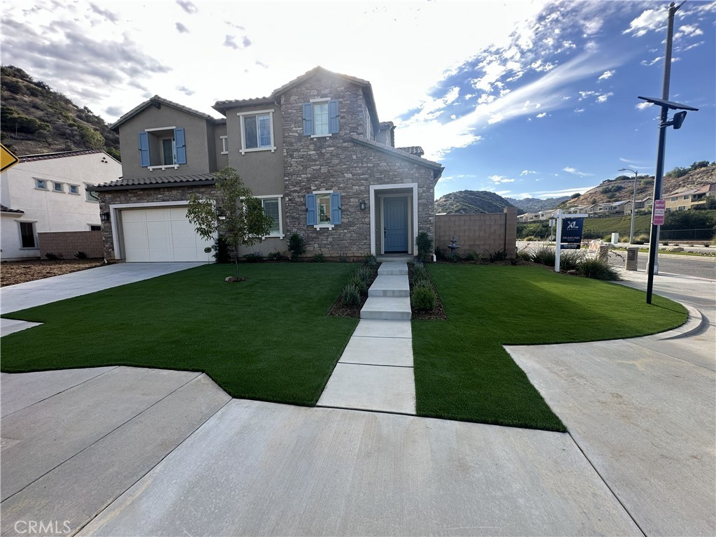 8327 N Mariposa Court Property Photo 1