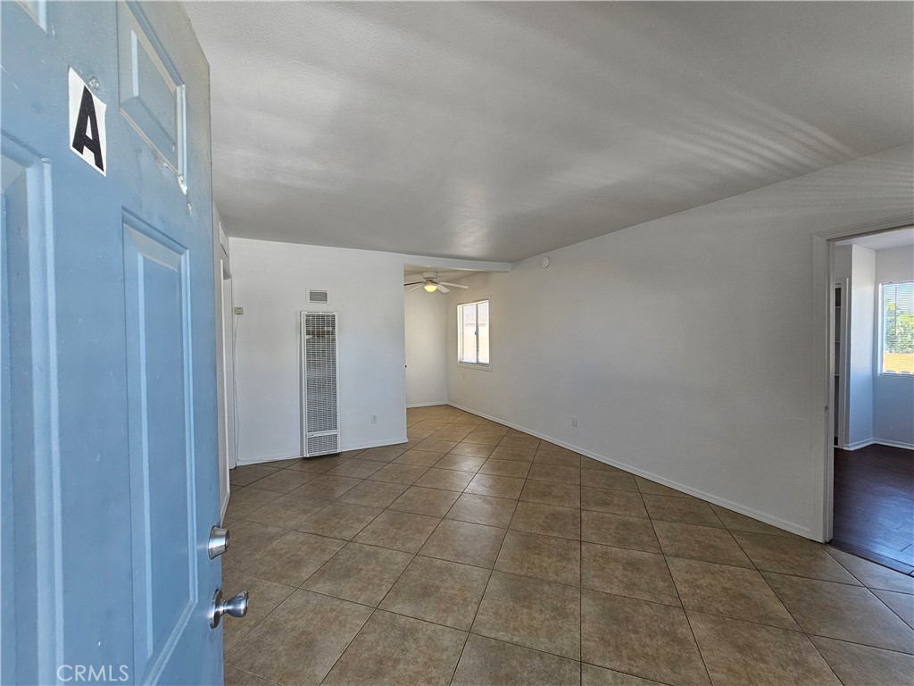66051 3rd Property Photo 3