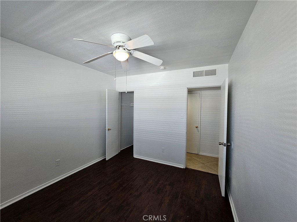 66051 3rd Property Photo 7