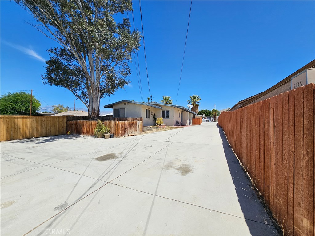 66051 3rd Property Photo 11