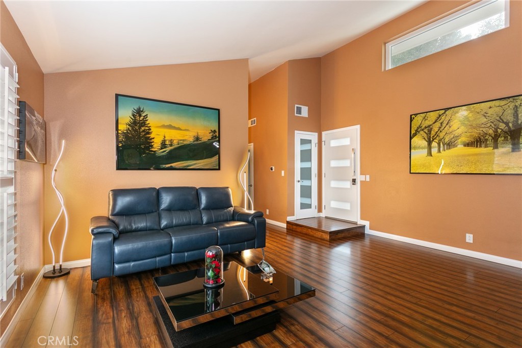 20925 Almazan Road Property Photo 3