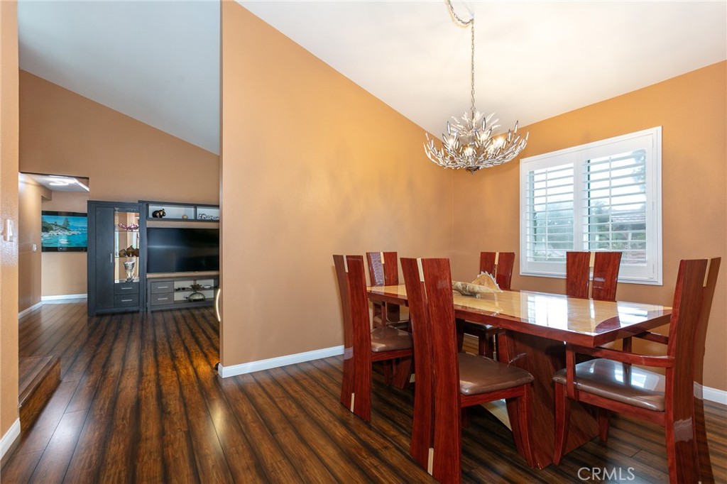 20925 Almazan Road Property Photo 6
